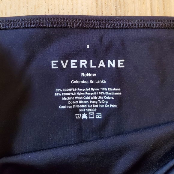 *SOLD* NWOT Everlane The Bikini Bottom in Black, sz S - Picture 2 of 6
